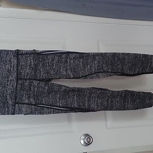 Lululemon Size 4